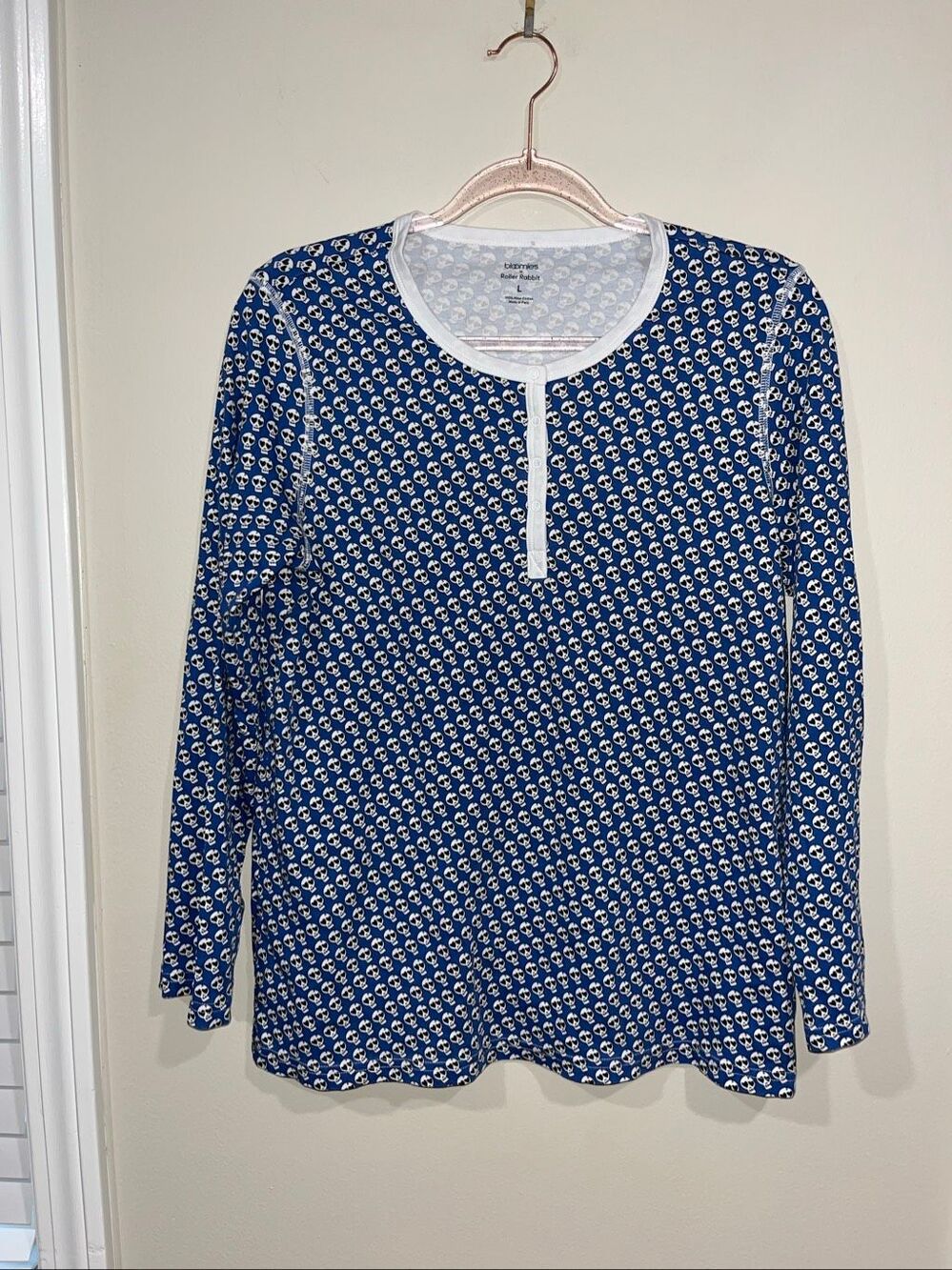 Bloomies x Roller Rabbit Doodle Skull Print Pajama Top Sleepwear Blue L